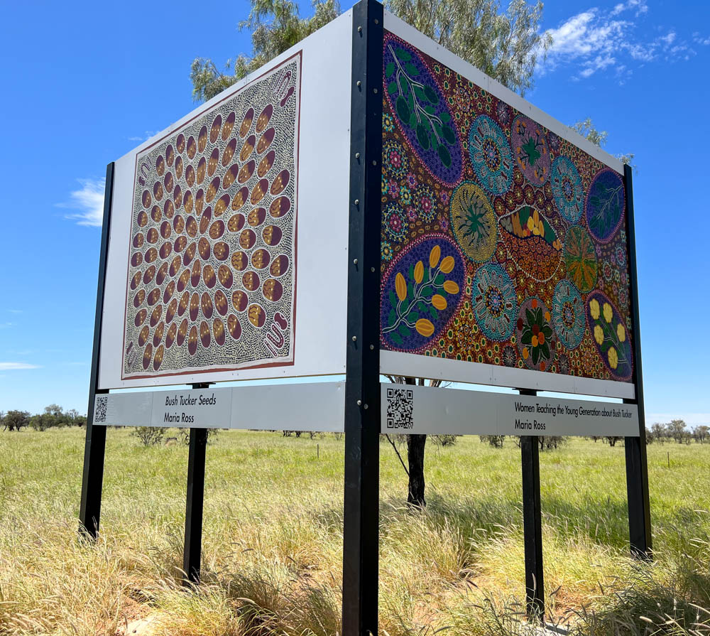 Artwork by Maria Ross, from the Outback Way Outdoor gallery on the Plenty Highway.