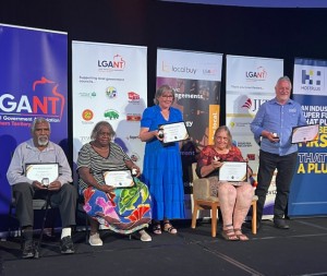 CDRC Councillors Receive 10 Year Service Award